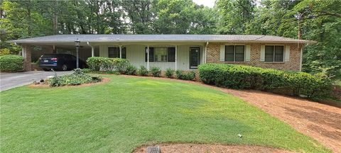Single Family Residence in Dunwoody GA 2600 Amberly Drive.jpg