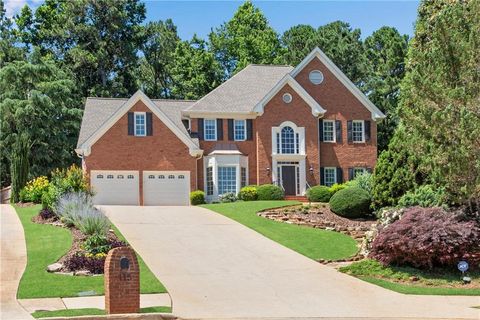 Single Family Residence in Alpharetta GA 115 Benmore Bay.jpg