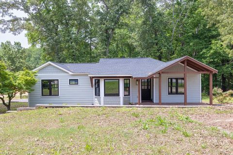 Single Family Residence in Cumming GA 7619 Campground Road.jpg