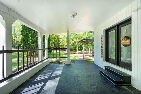 Single Family Residence in Whitesburg GA 1369 N HIGHWAY 16 Hwy.jpg