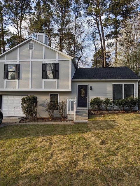 Single Family Residence in Lithonia GA 6248 Creekford Lane.jpg