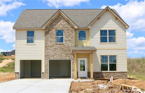Single Family Residence in Bonaire GA 422 Chelsea Leigh Ave Lot 13.jpg