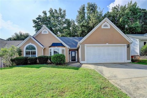 Single Family Residence in Duluth GA 3625 Ennfield Lane.jpg