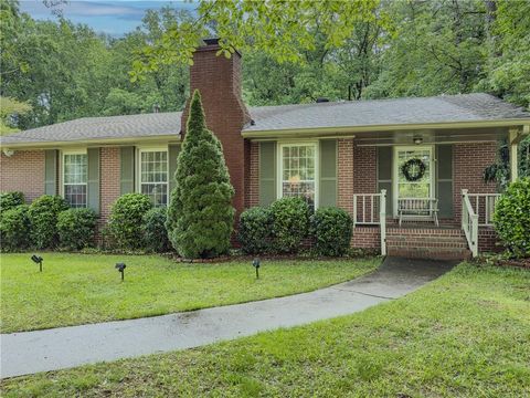 Single Family Residence in Marietta GA 664 McBurnette Road.jpg