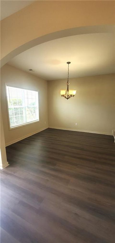 Single Family Residence in Villa Rica GA 237 summergate Lane 3.jpg