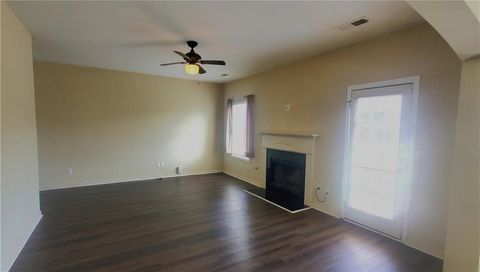Single Family Residence in Villa Rica GA 237 summergate Lane 7.jpg