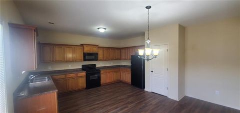 Single Family Residence in Villa Rica GA 237 summergate Lane 10.jpg