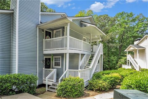 Condominium in Marietta GA 2748 Suwanee Way.jpg