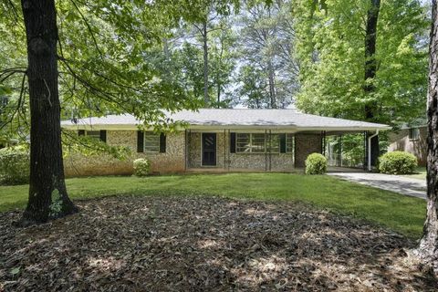 Single Family Residence in Atlanta GA 4400 Hickory Wood Lane.jpg