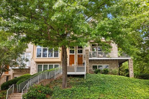 Townhouse in Brookhaven GA 1354 Fernwood Circle.jpg