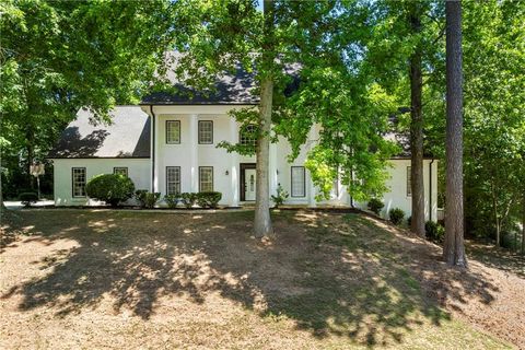 Single Family Residence in Atlanta GA 410 Glenmont Court.jpg