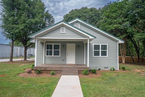 Single Family Residence in Monroe GA 1038 S Madison Avenue.jpg