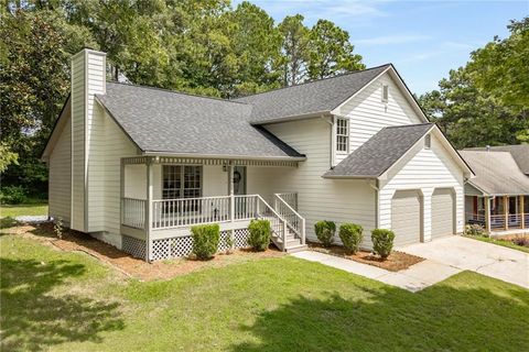 Single Family Residence in Austell GA 6402 Grafton Court.jpg