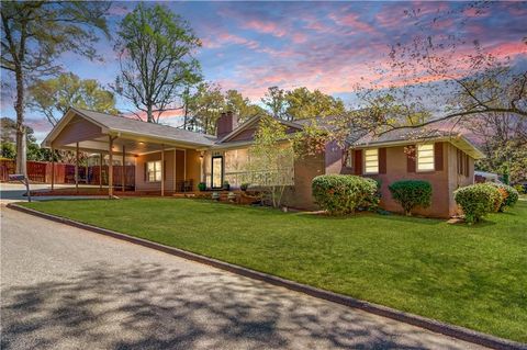 Single Family Residence in Monroe GA 114 Pine Circle.jpg