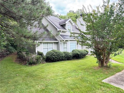 Townhouse in Douglasville GA 6847 S Lakewood Terrace Ter.jpg