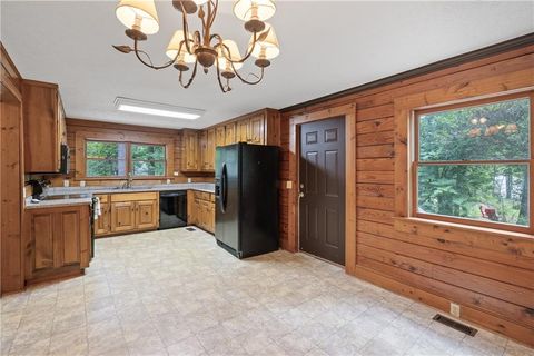 Single Family Residence in Watkinsville GA 1071 Windy Creek Drive 8.jpg