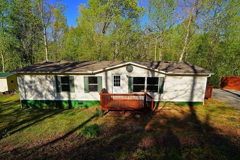 Single Family Residence in Ball Ground GA 116 Chivalry Lane.jpg