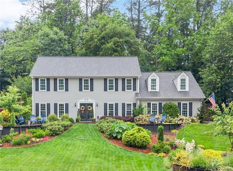 Single Family Residence in Marietta GA 1540 Kinglet Lane.jpg