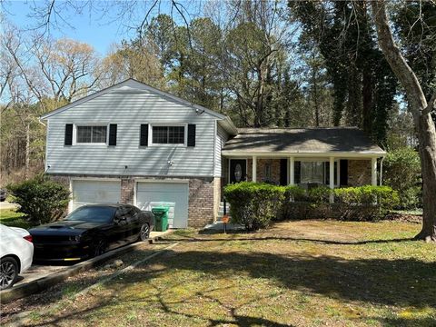 Single Family Residence in Conley GA 2521 Rockknoll Drive.jpg