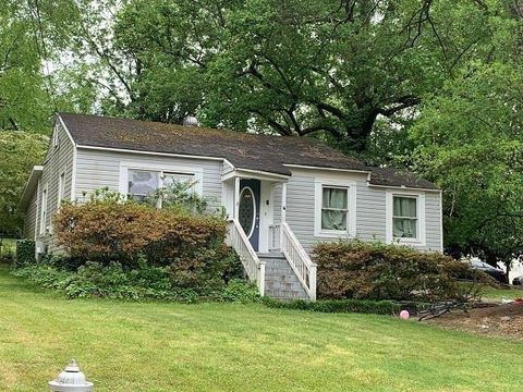 Single Family Residence in Brookhaven GA 2771 Georgian Drive.jpg