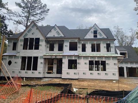 Single Family Residence in Roswell GA 180 Thompson Place.jpg