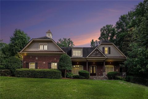 Single Family Residence in Hoschton GA 287 Scenic Falls Boulevard.jpg
