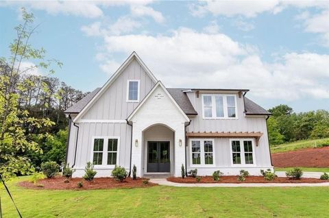 Single Family Residence in Cumming GA 6525 Rhett Run.jpg