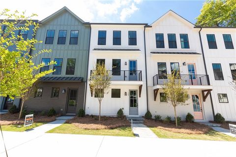 Condominium in Atlanta GA 970 Bibbs Circle NW Cir #12.jpg