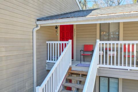 Condominium in Marietta GA 2937 Torreya Way.jpg