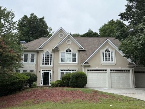 Single Family Residence in Alpharetta GA 1555 Highview Pines Pass.jpg