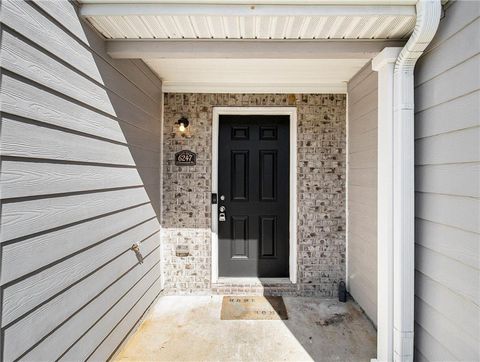 Townhouse in Rex GA 6247 Ellenwood Drive 5.jpg