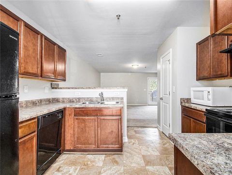 Townhouse in Rex GA 6247 Ellenwood Drive 8.jpg