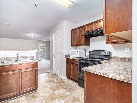 Townhouse in Rex GA 6247 Ellenwood Drive 11.jpg