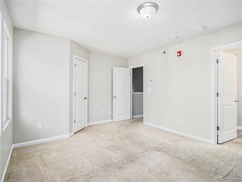 Townhouse in Rex GA 6247 Ellenwood Drive 16.jpg