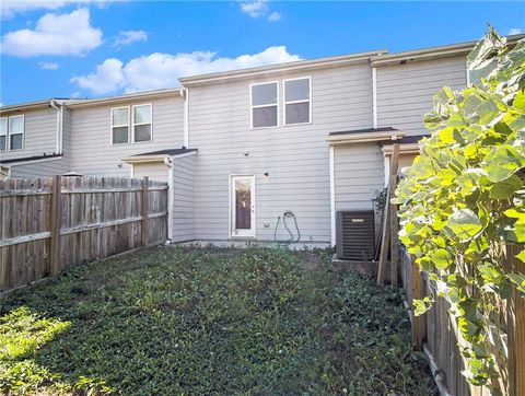 Townhouse in Rex GA 6247 Ellenwood Drive 27.jpg