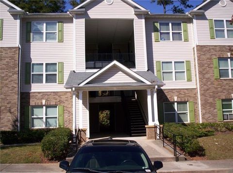 Condominium in Lithonia GA 3201 Fairington Drive.jpg