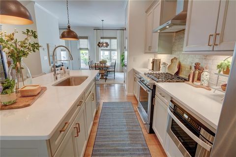 Townhouse in Roswell GA 14 Lochurst Lane #153 5.jpg