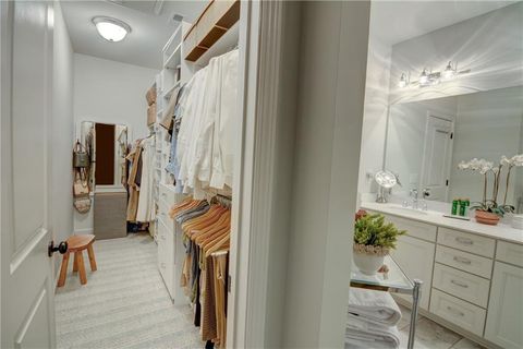 Townhouse in Roswell GA 14 Lochurst Lane #153 18.jpg
