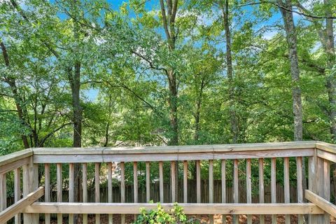 Single Family Residence in Cartersville GA 11 Chestnut Street 28.jpg