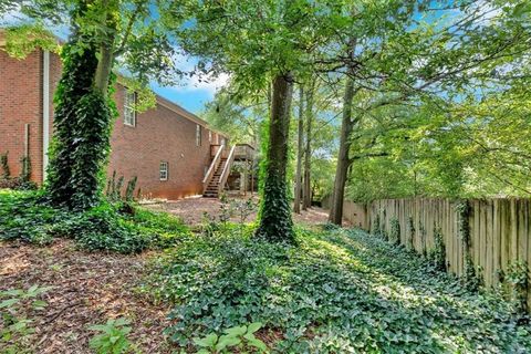 Single Family Residence in Cartersville GA 11 Chestnut Street 30.jpg