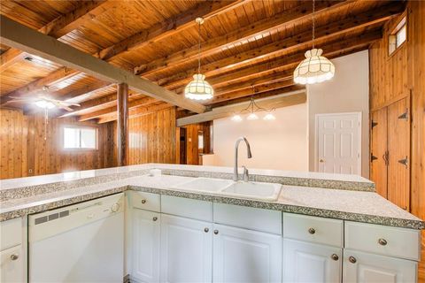 Single Family Residence in Woodstock GA 504 N Little Victoria Road 5.jpg