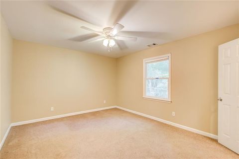 Single Family Residence in Woodstock GA 504 N Little Victoria Road 32.jpg