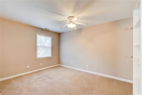 Single Family Residence in Woodstock GA 504 N Little Victoria Road 28.jpg