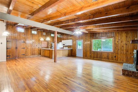 Single Family Residence in Woodstock GA 504 N Little Victoria Road 6.jpg