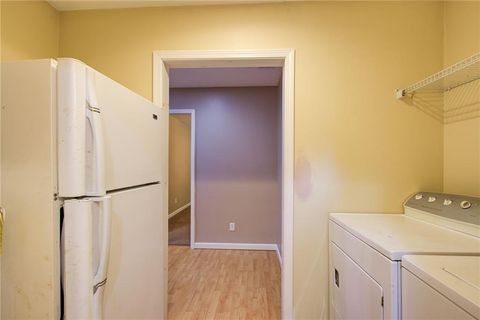 Single Family Residence in Woodstock GA 504 N Little Victoria Road 35.jpg
