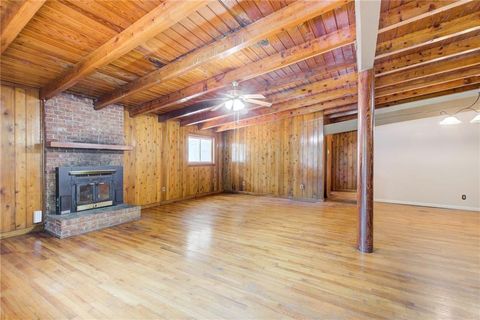 Single Family Residence in Woodstock GA 504 N Little Victoria Road 2.jpg