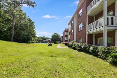 Condominium in Douglasville GA 7712 Autry Circle #701.jpg