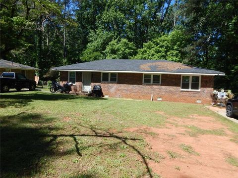 Duplex in Austell GA 5474 June Drive SW #5472 Dr.jpg