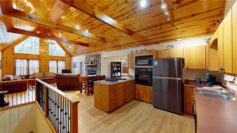 Single Family Residence in Blairsville GA 24 Rocky Top Heights Road 8.jpg