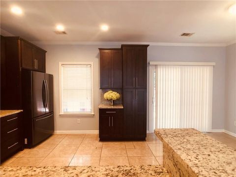 Townhouse in Johns Creek GA 4645 Valais Court #10 7.jpg